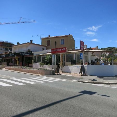 Joli Studio A Front De Mer Saint-Raphael  Exterior photo